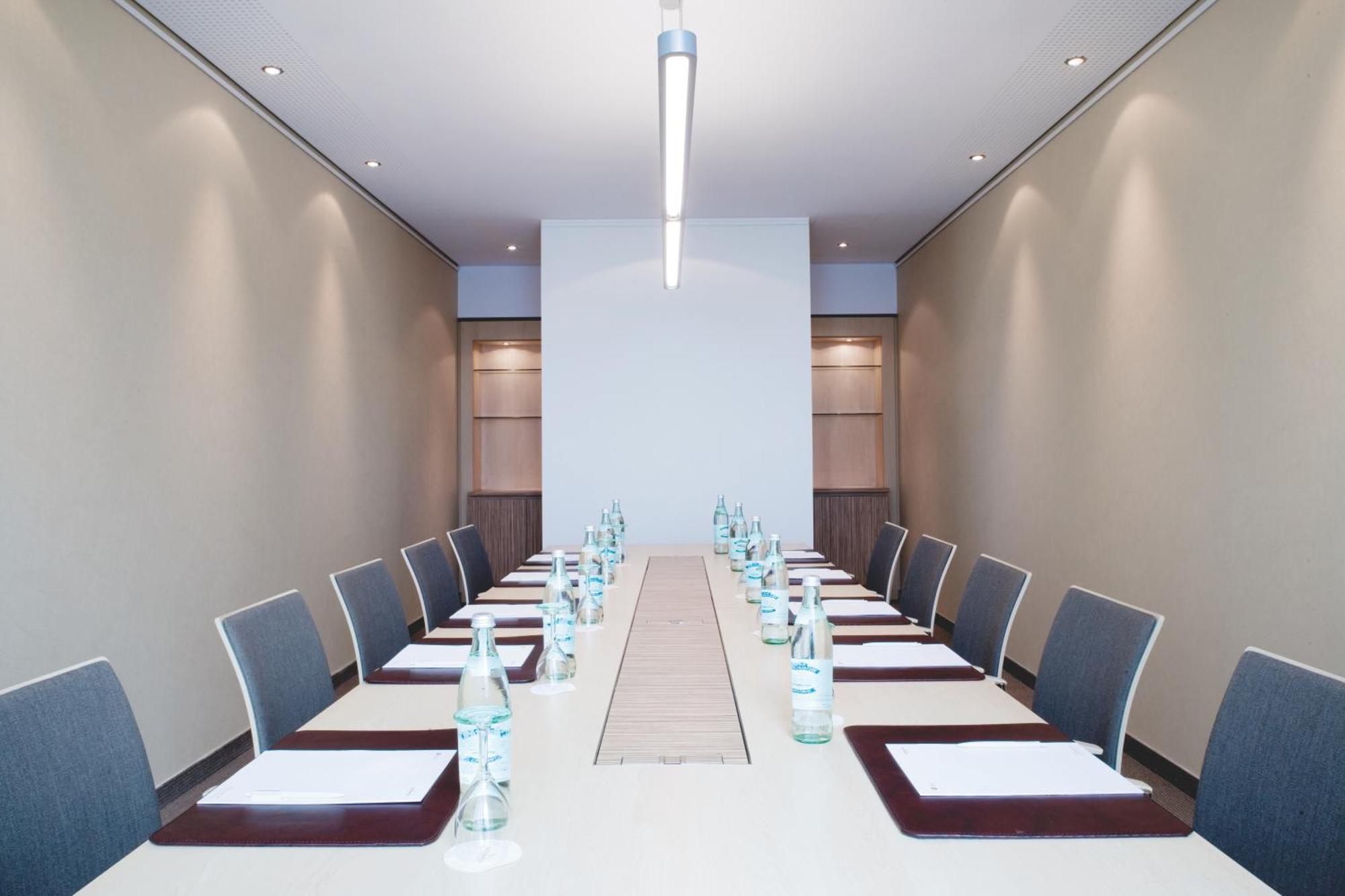 Hotel Moevenpick Frankfurt Messe