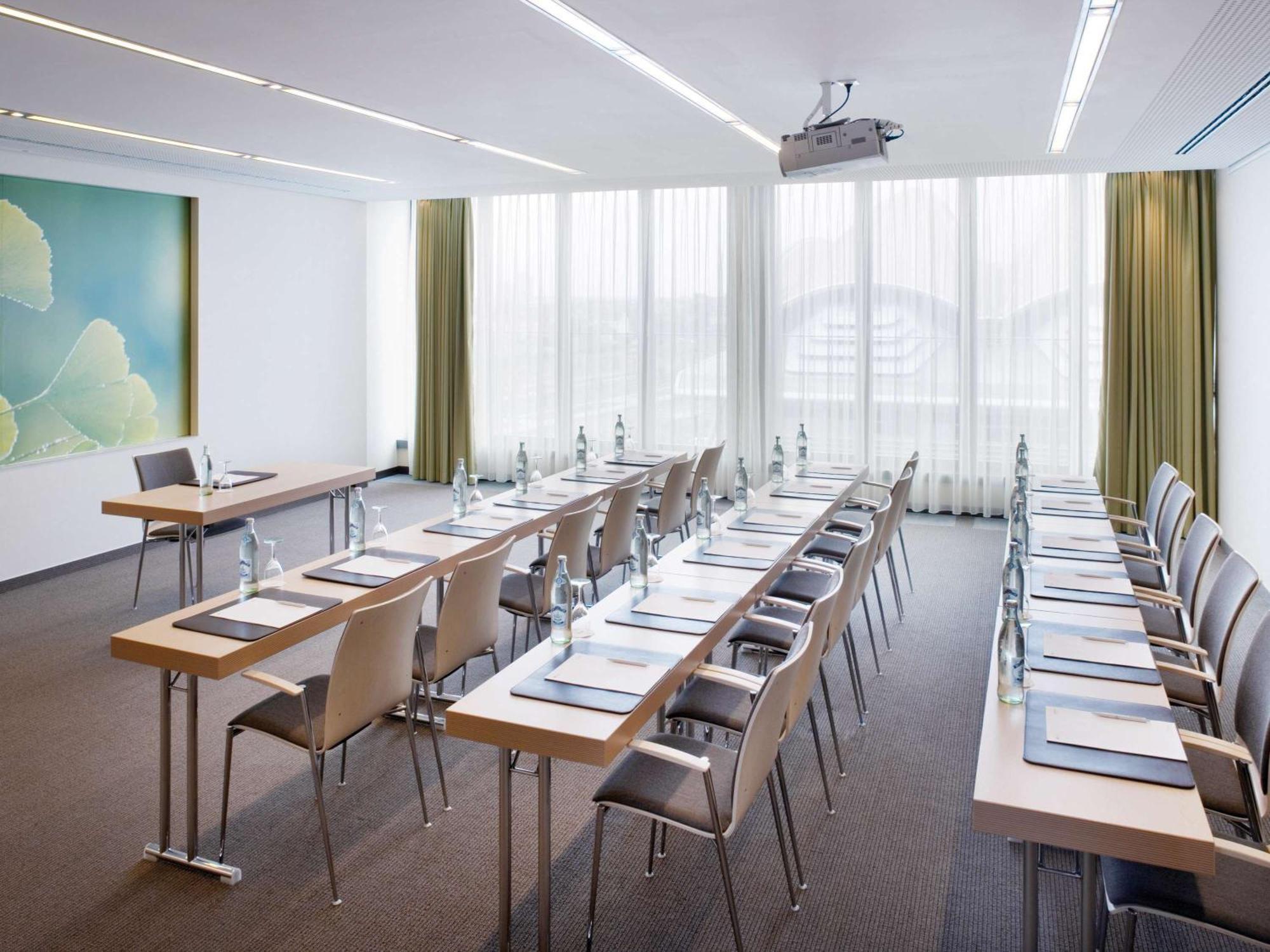 Moevenpick Frankfurt Messe 4* Frankfurt am Main