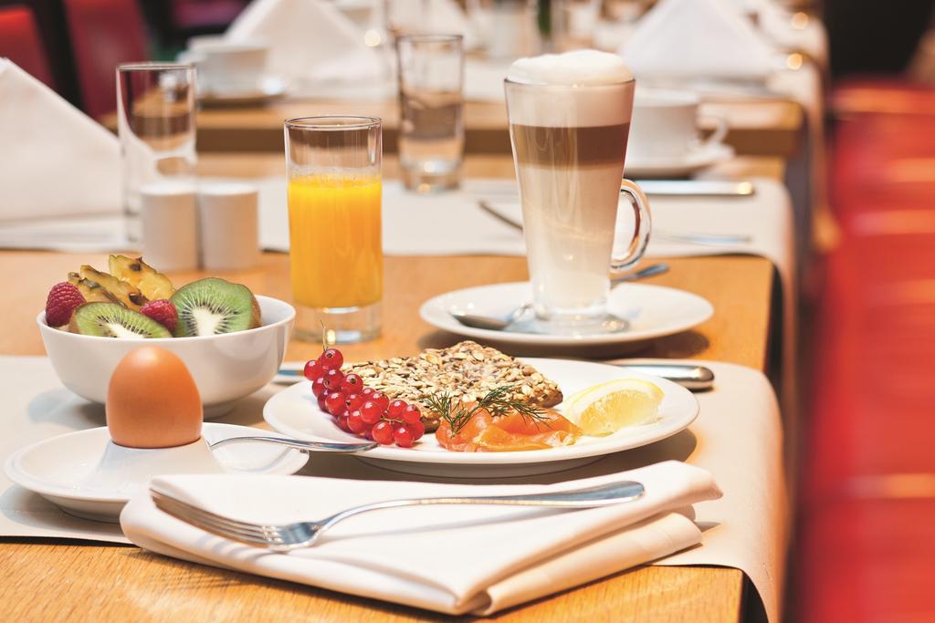 Hotel Moevenpick Frankfurt Messe 4*