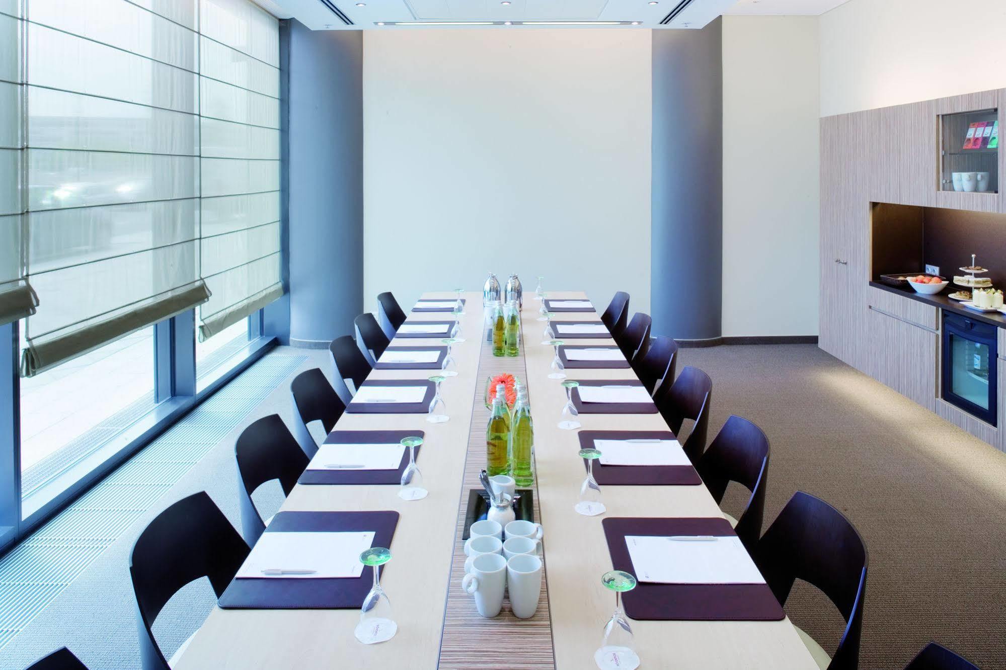 Moevenpick Frankfurt Messe Hotel 4*